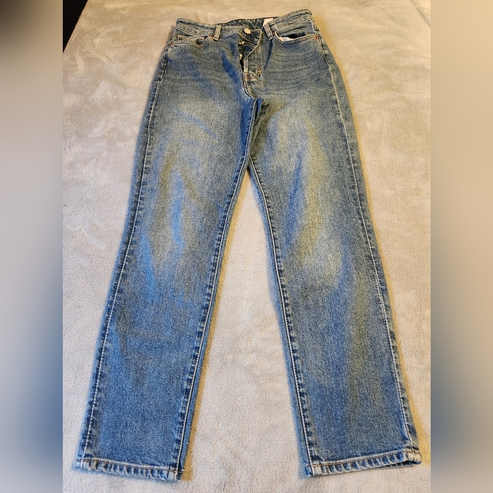H&M button-fly, high waist Mom blue jeans.  Size 4.